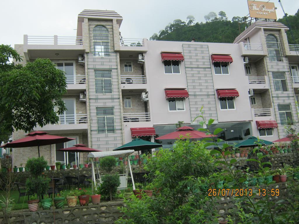Hotel The Royal Court Nainital Esterno foto