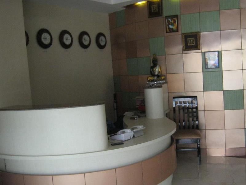 Hotel The Royal Court Nainital Esterno foto