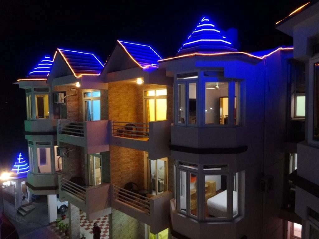 Hotel The Royal Court Nainital Esterno foto