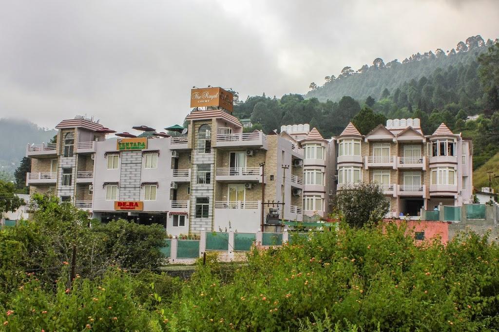 Hotel The Royal Court Nainital Esterno foto