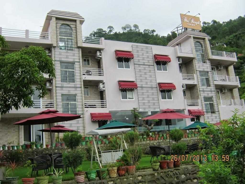 Hotel The Royal Court Nainital Esterno foto
